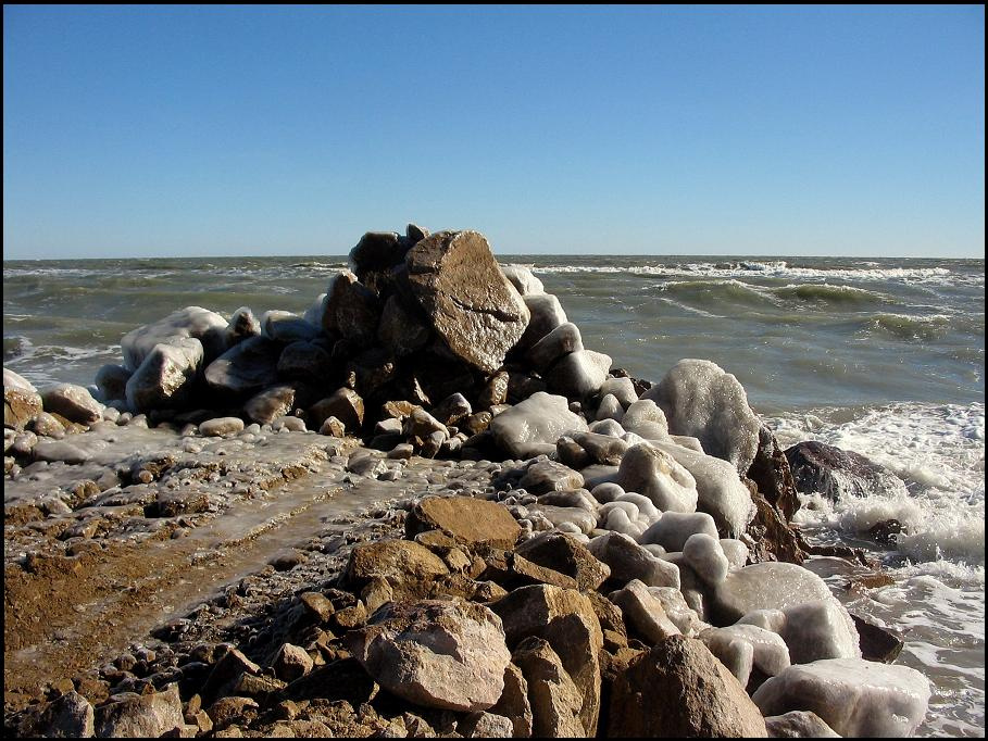 Ледяная стихия - 2 Азовское море зима лед шторм камни