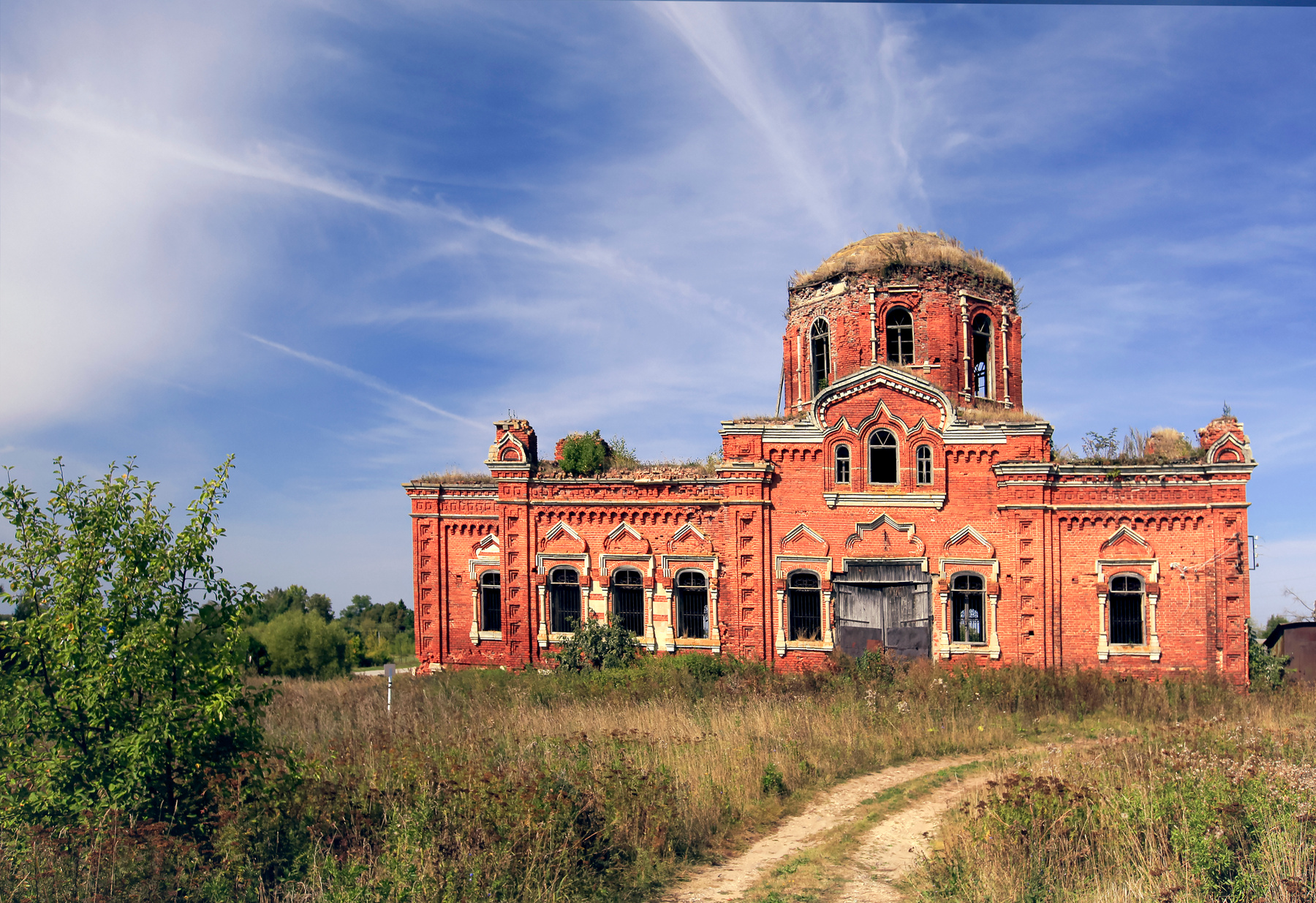 Забвение церковь заброшенная