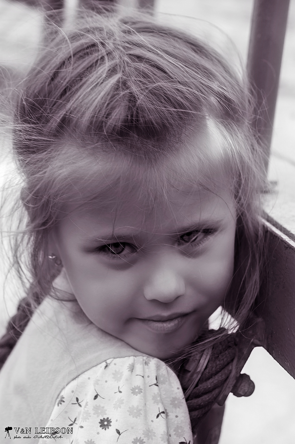 Portret Mishel Mishel