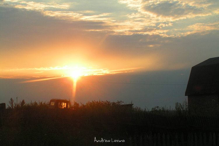 Reach up for the sunrise рассвет дом грузовик