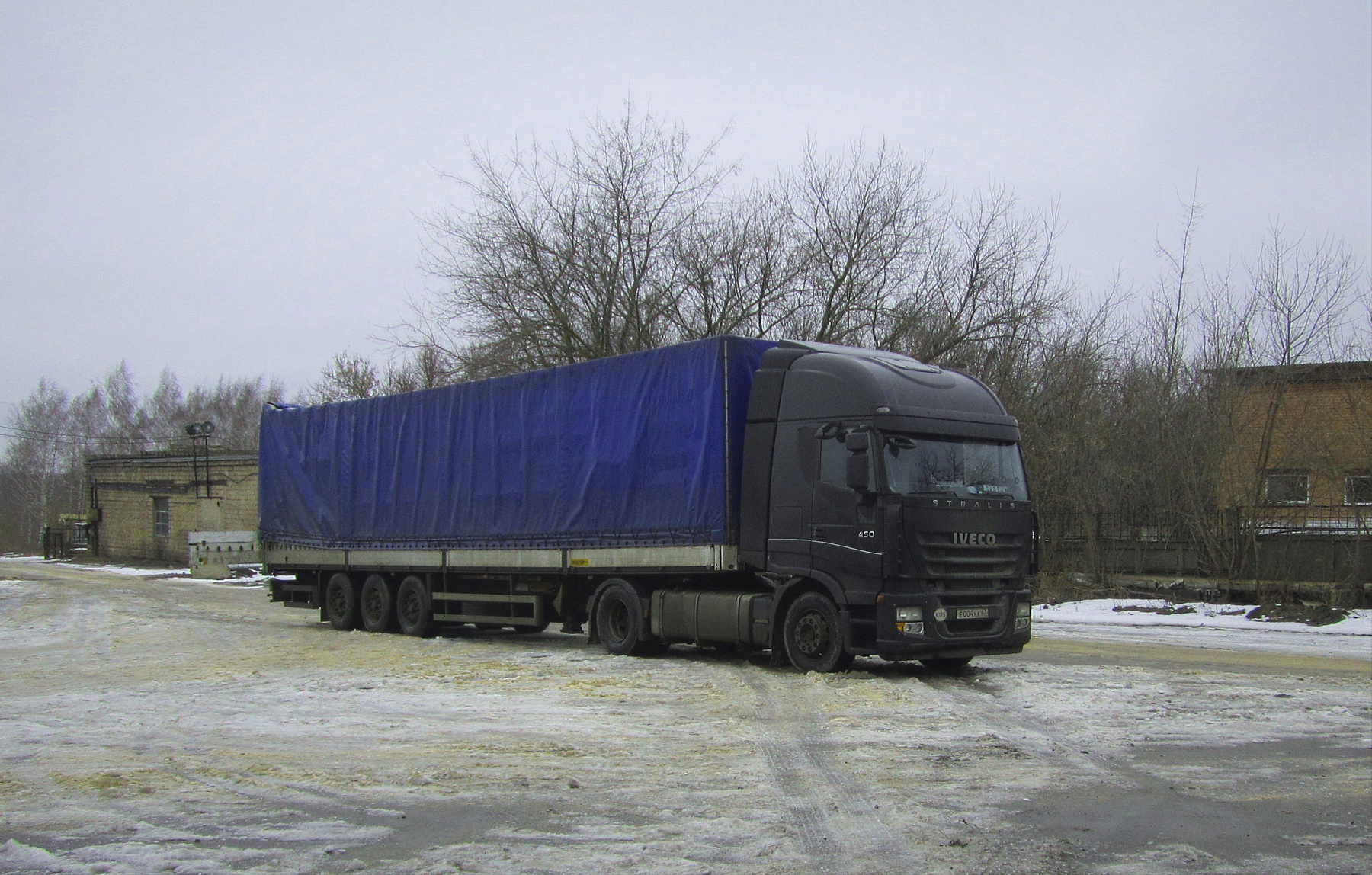 IVECO IVECO авто тягач гараж завод зима