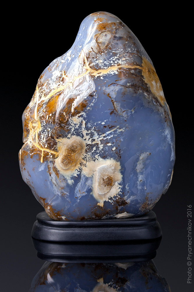 Рекламное фото ювелирных изделий и драгоценных камней. Precious Gems Pryanechnikov