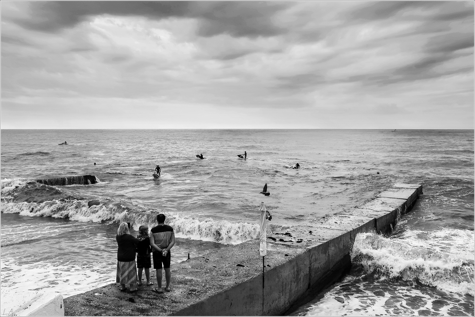 Непляжный день Черное море спорт Сочи набережная водные скутеры бархатный сезон