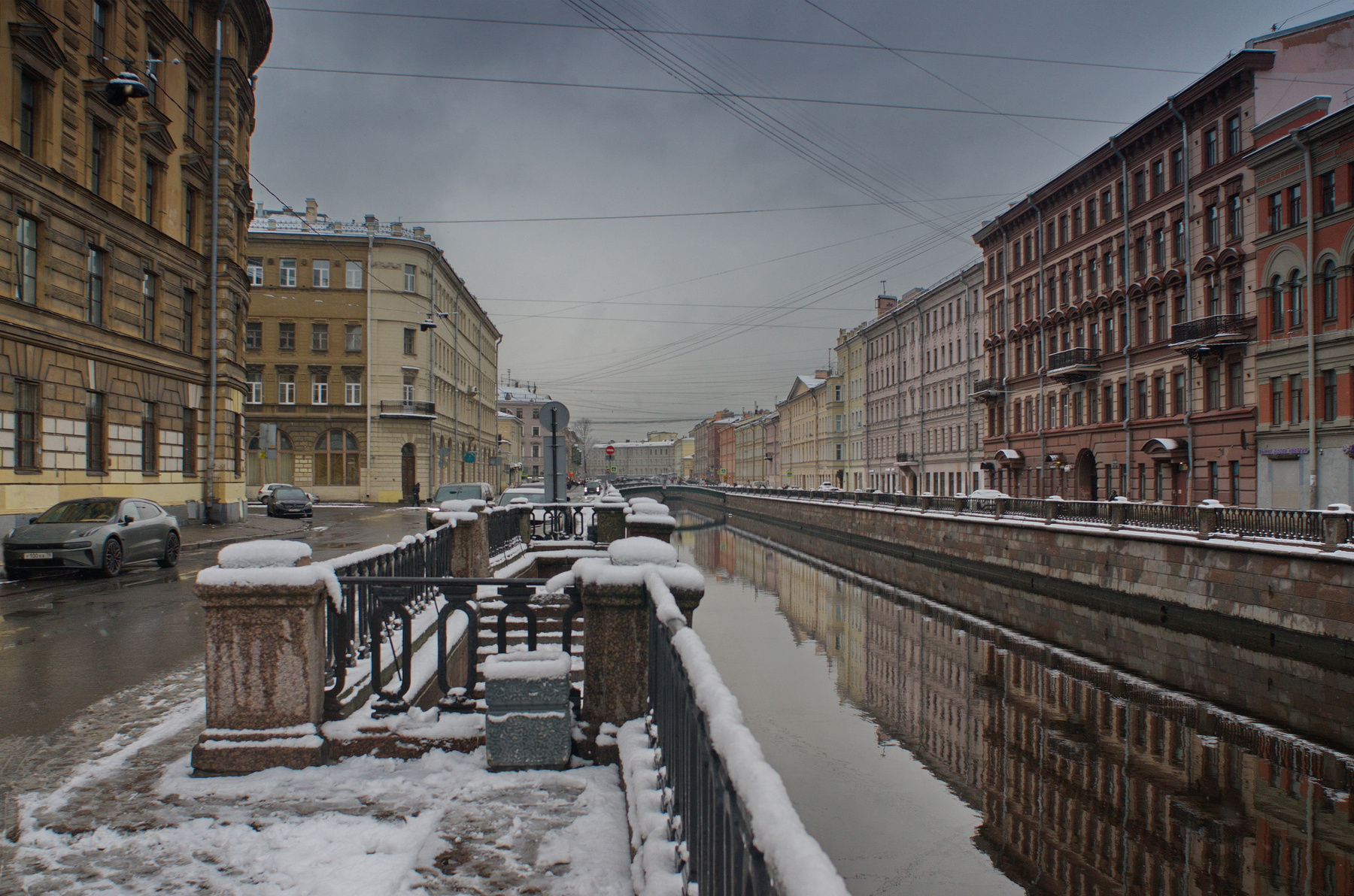 Пасмурный город Петербург
