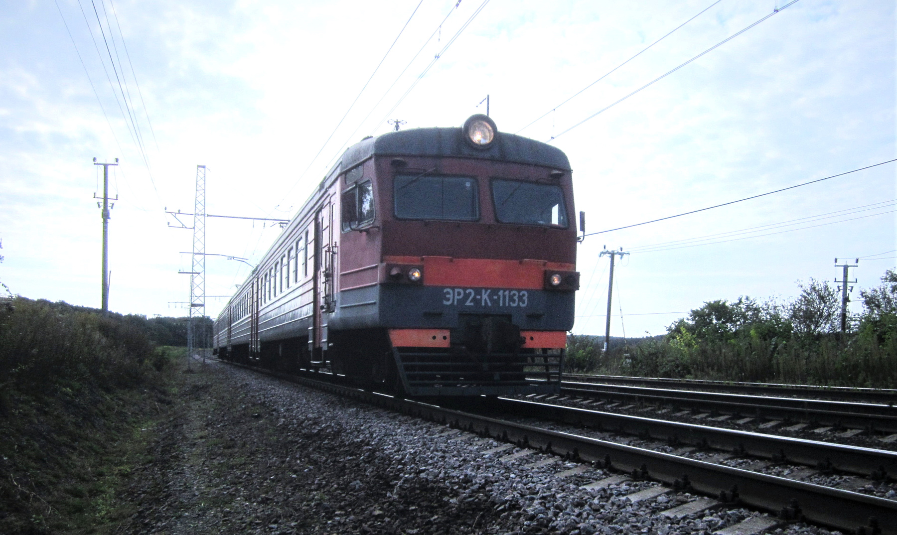 ЭР2К - 1133 ЭР2К электричка осень железная дорога