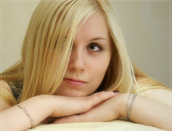 Марианна. 