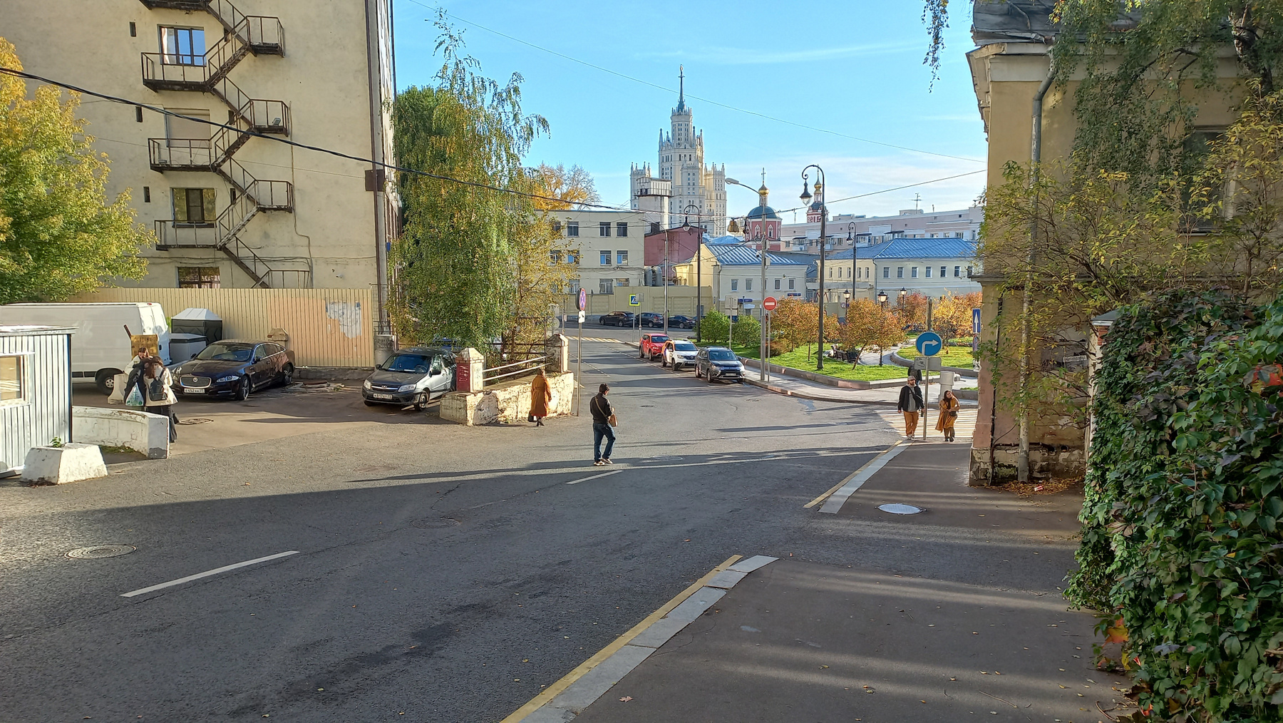 Хитровская площадь Москва