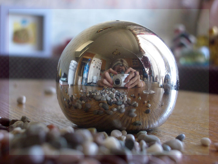 Round FAKE 