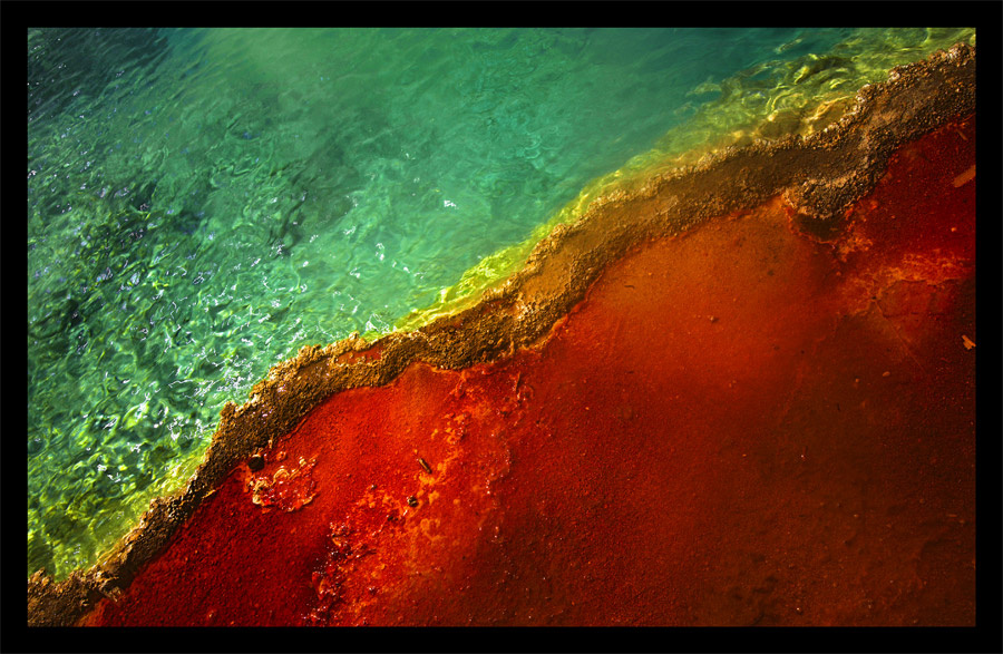 ещё раз о цвете Йеллоустоунских бассейнов... Yellowstone  Black Pool