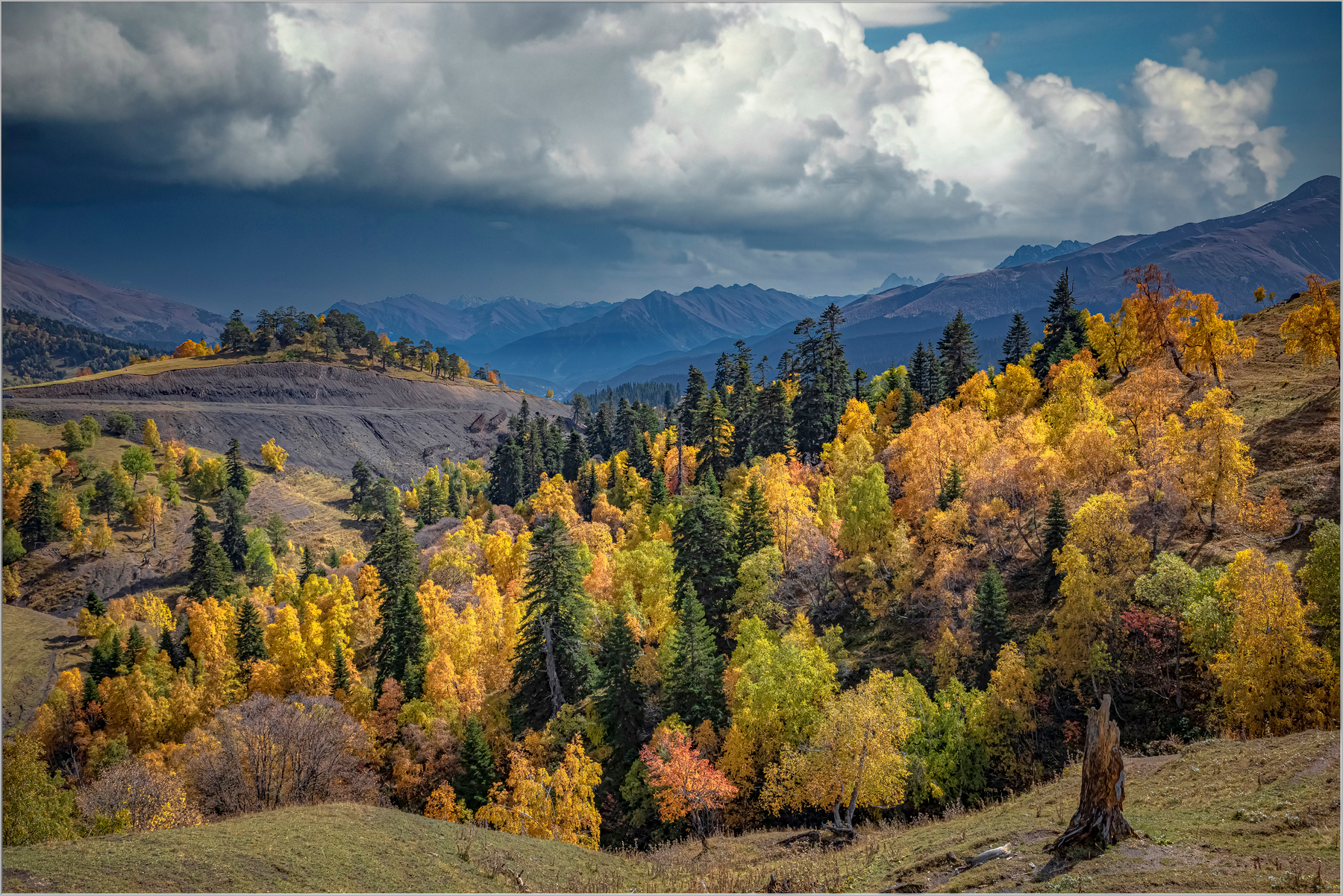 Кавказская осень природа