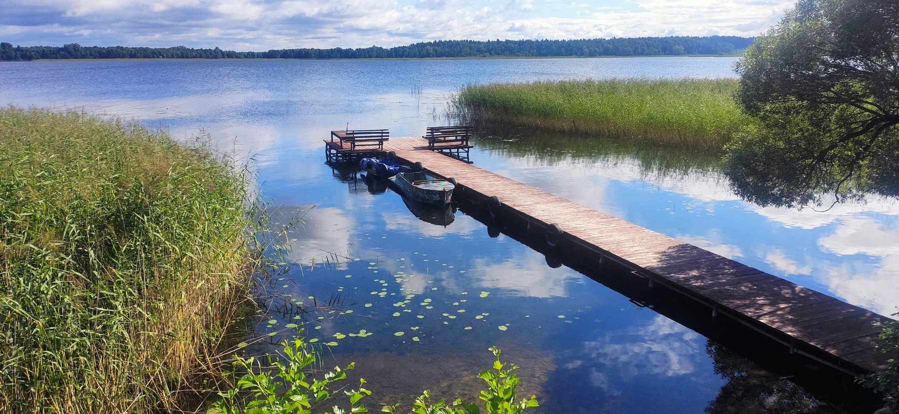 У озера. 