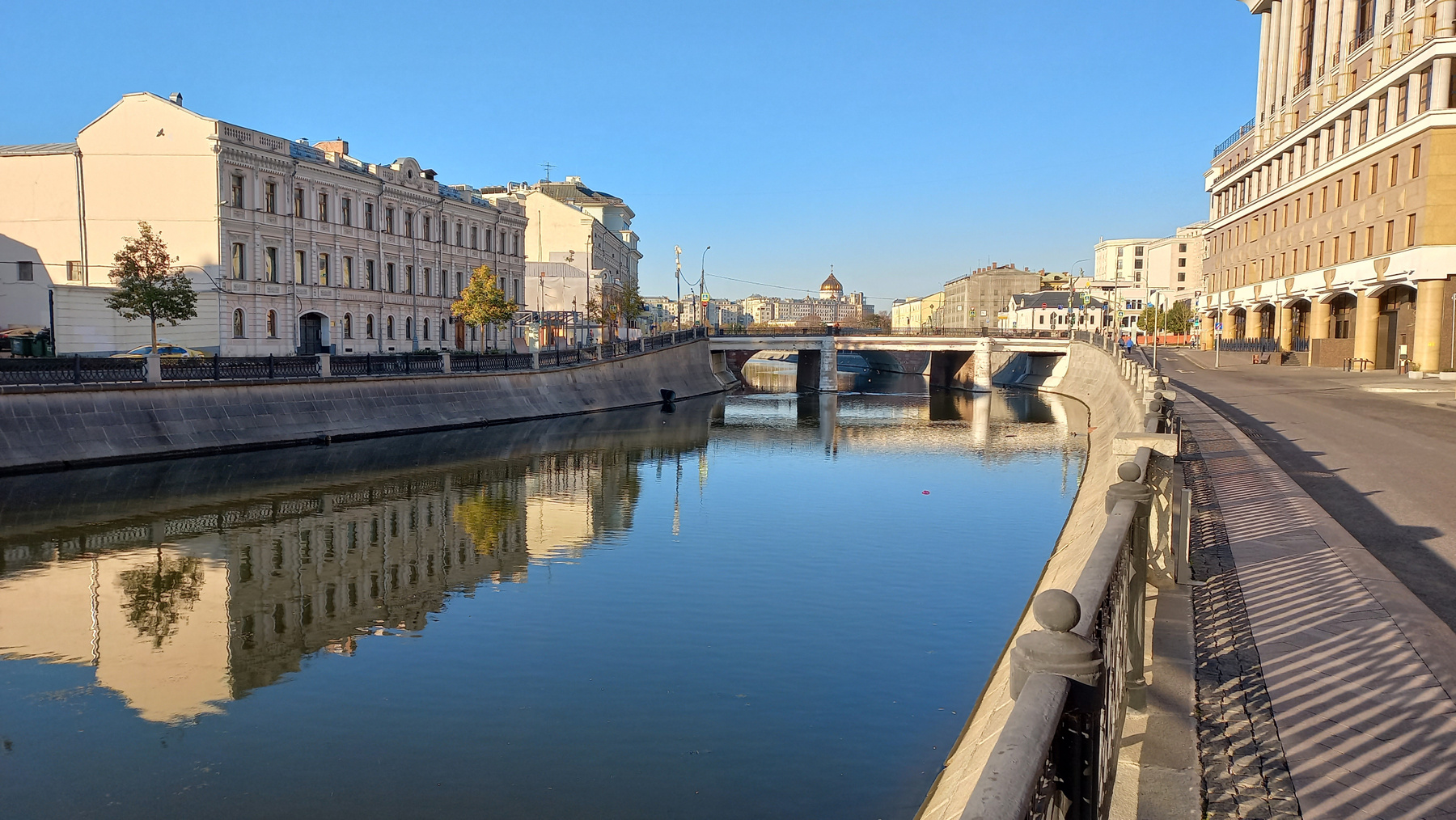 Садовническая набережная/Водоотводный канал Москва