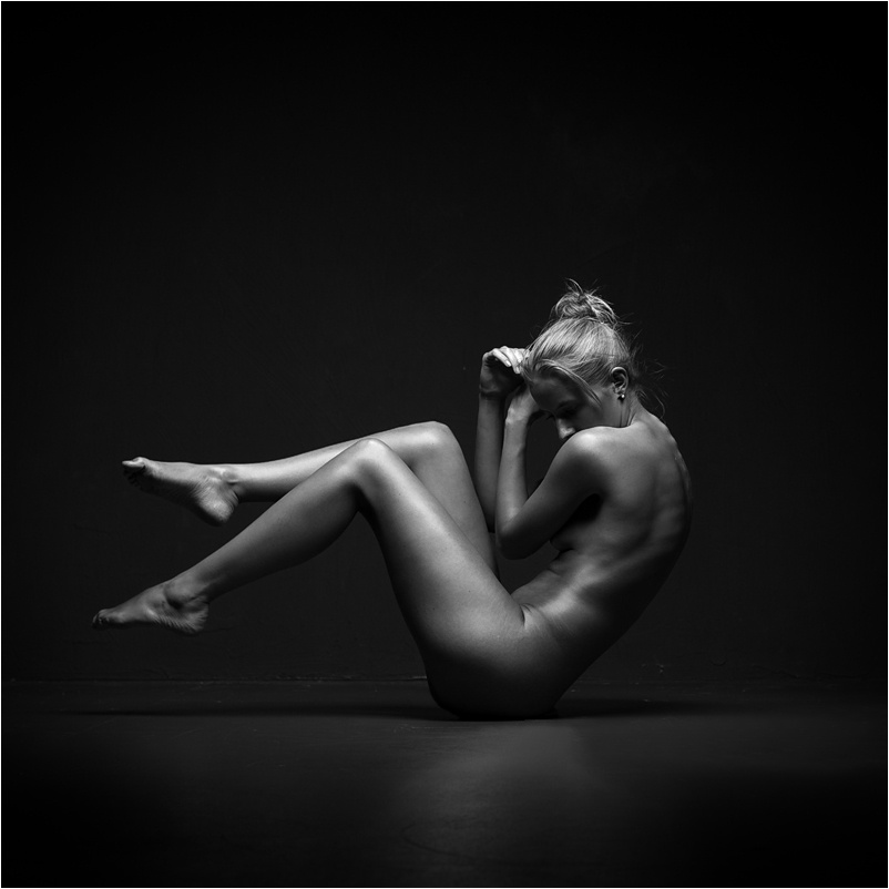 body tension nude sculpture bw woman