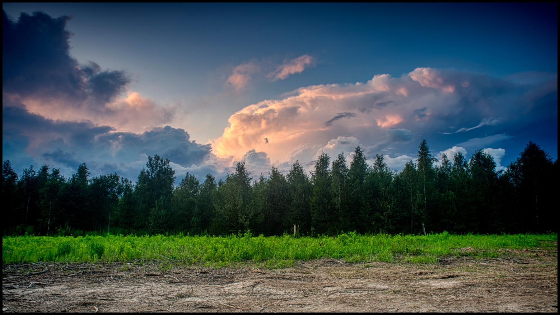 Ливень неподалеку hdr