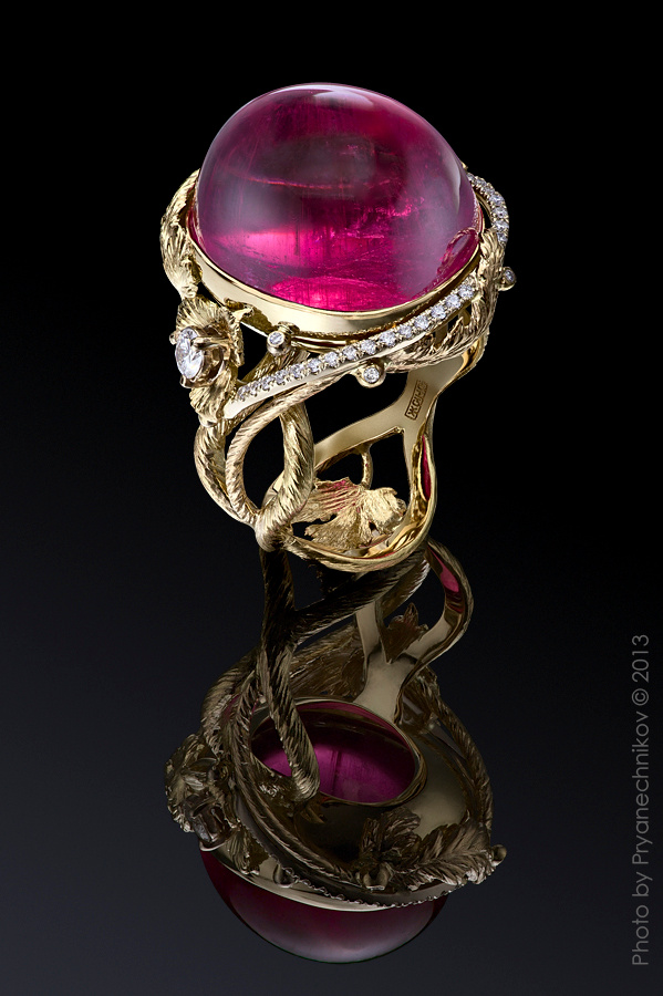 Jewellery Photography. Фото Ювелирных изделий с бриллиантами и драгоценными камнями. Ювелирный постер. Diamond Jewelry. ARGENTOV Pryanechnikov Прянечников турмалин рубеллмт кабошон бриллианты 