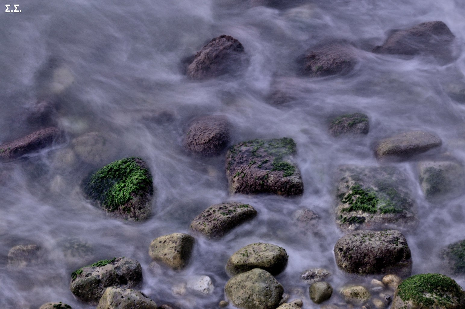 FLOATED ROCKS  