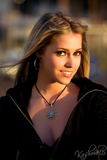 *Portret* katemoon sun brown eyes kashmirrr