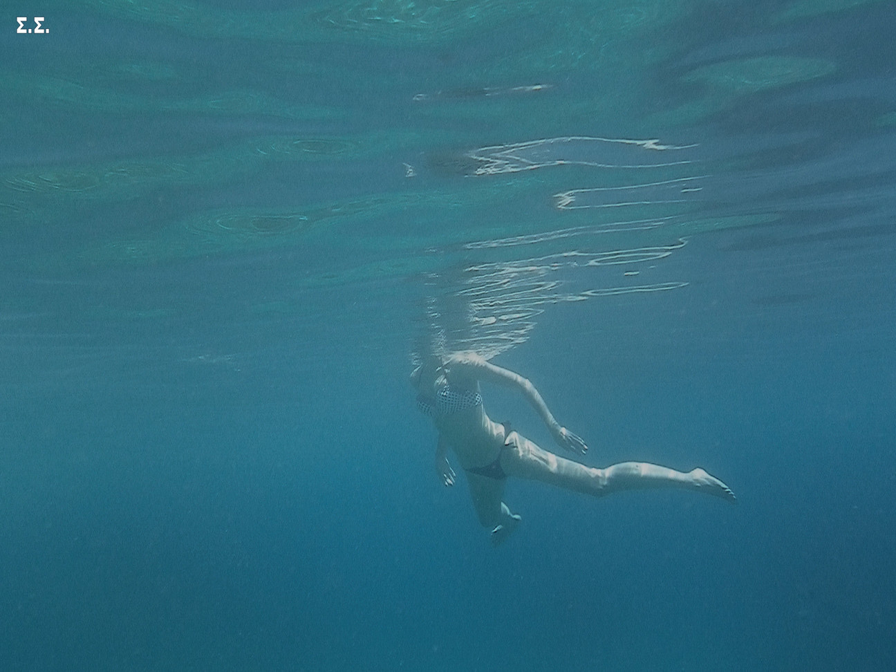 FLOATING  