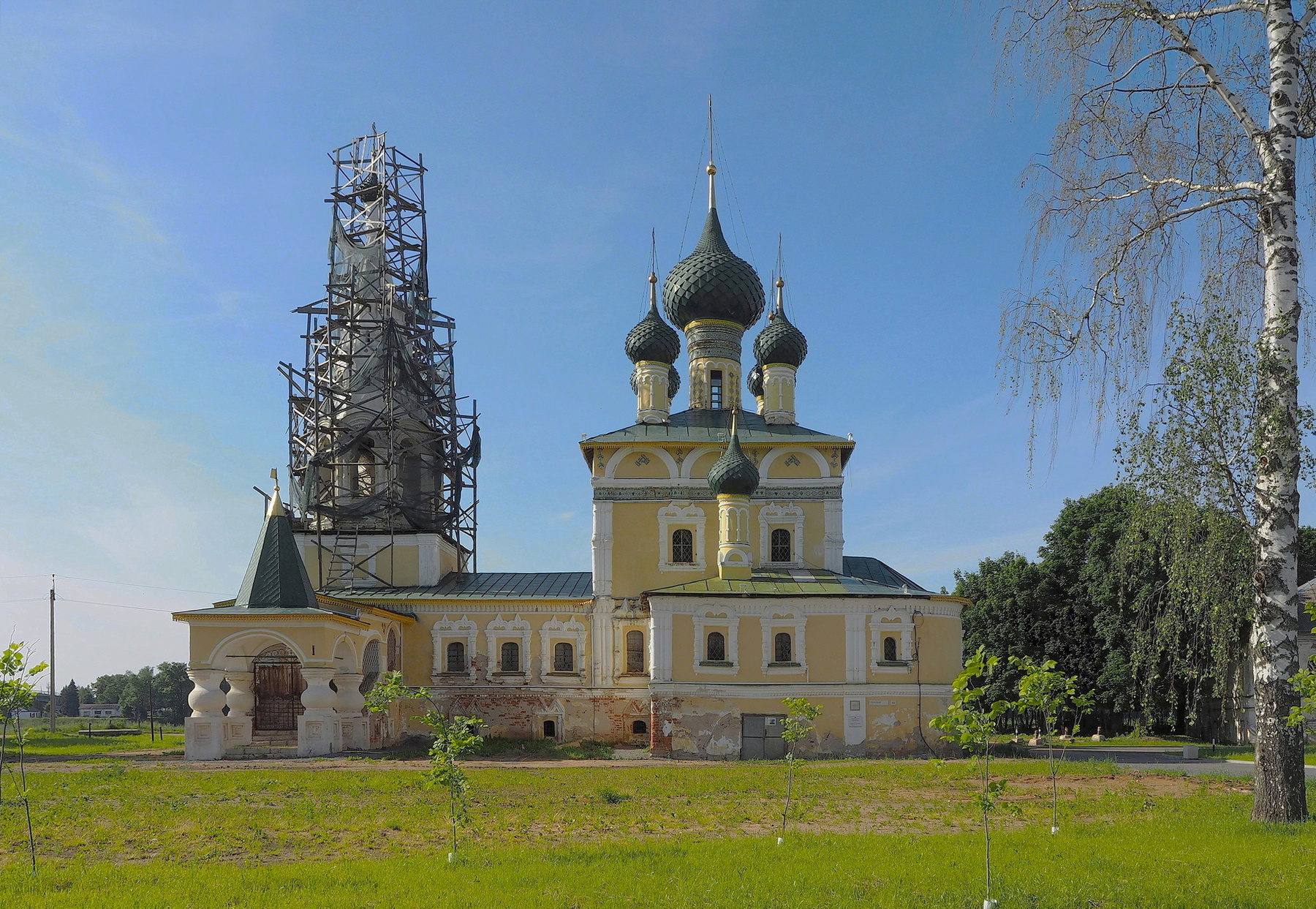 В Угличе 