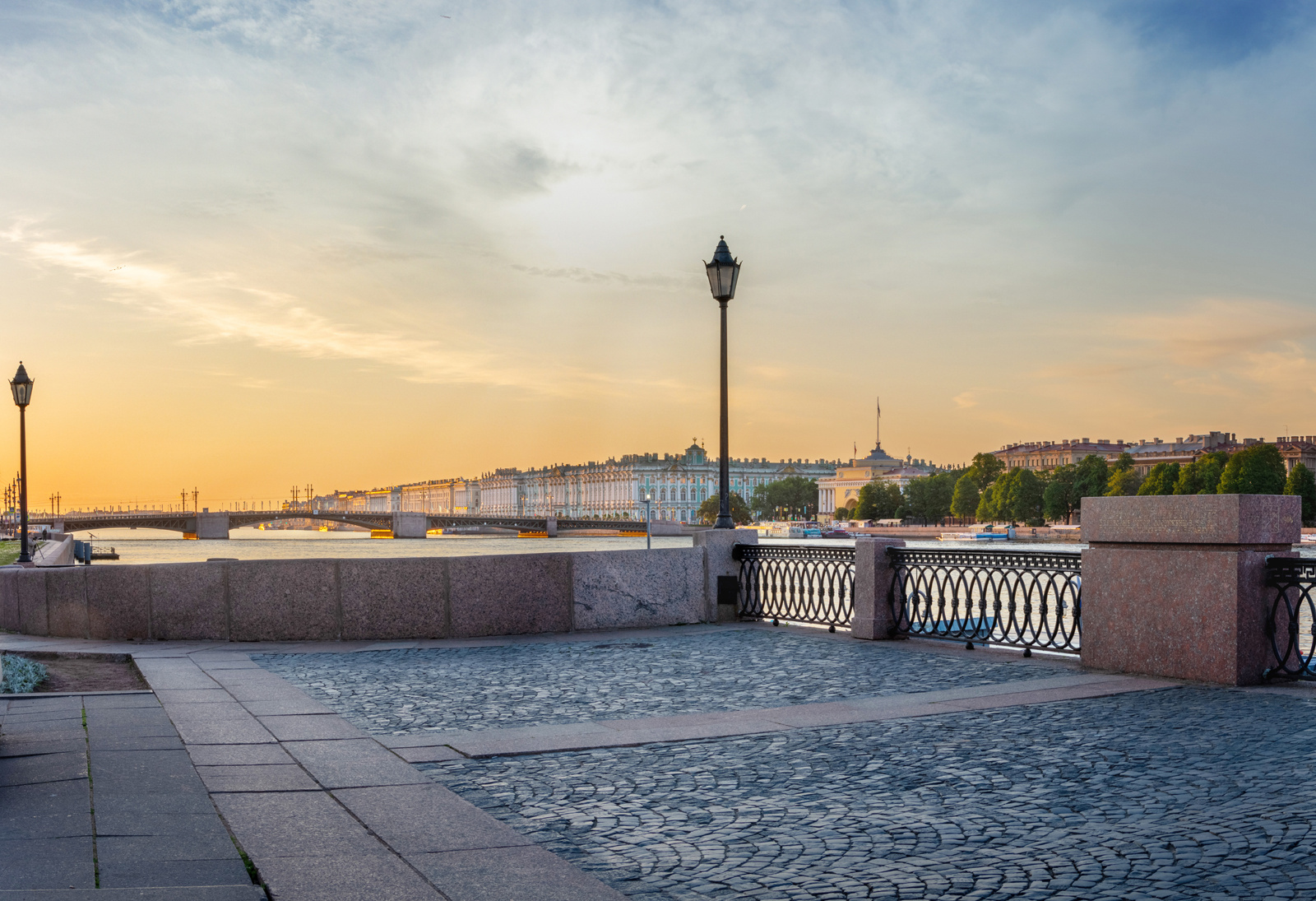 Фонари Петербурга... Санкт-Петербург Эрмитаж Нева панорама Дворцовый мост рассвет Университетская набережная СПб Петербург Saint-Petersburg