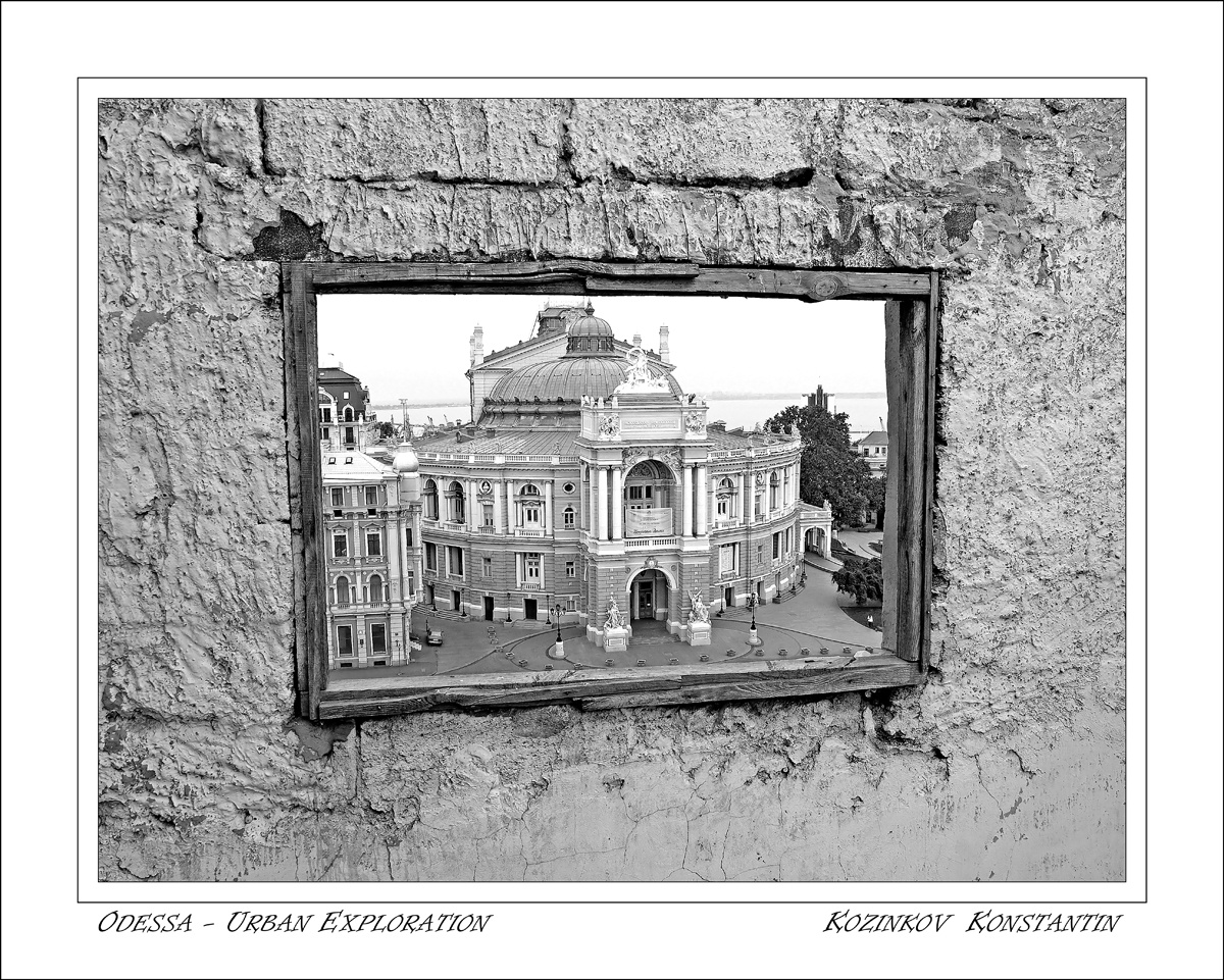 Odessa - Urban Exploration Одесса Украина оперный театр окно старая рама крыша Odessa Urban Exploration roof roofing