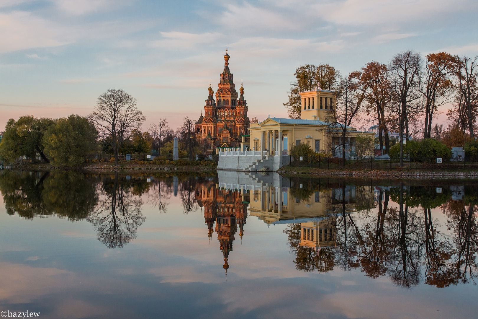 Тишина в Петергофе 
