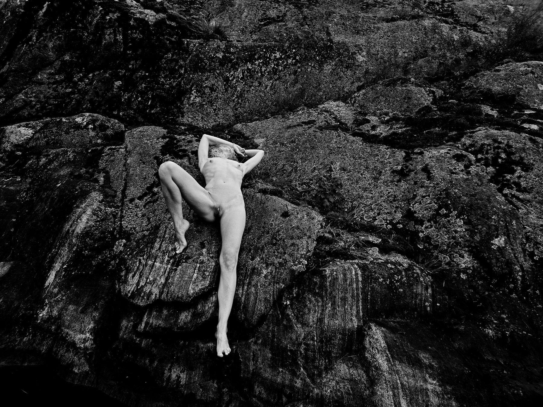 rock nude naked erotic body sensual sexy rock