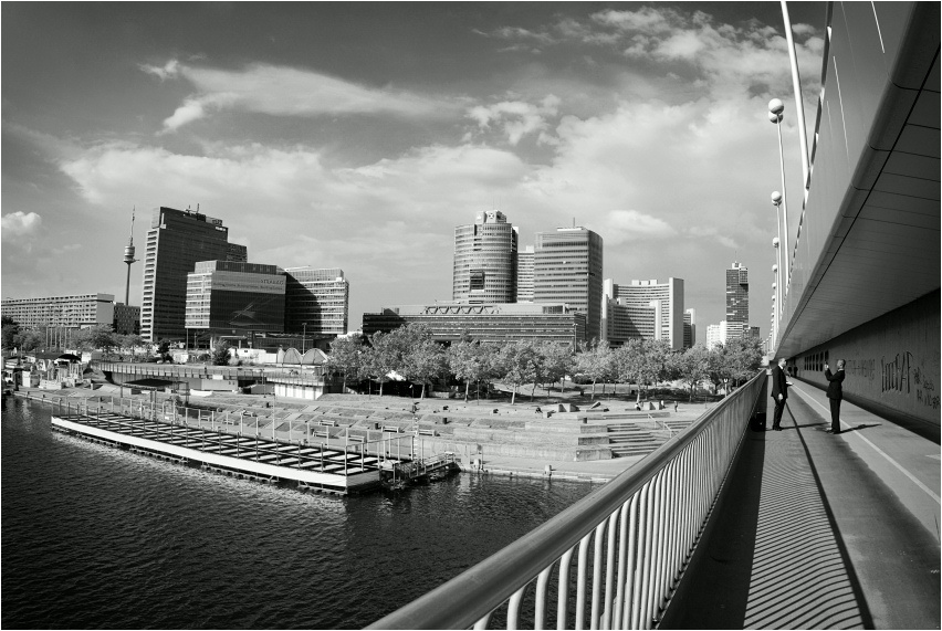 фотография на мосту 