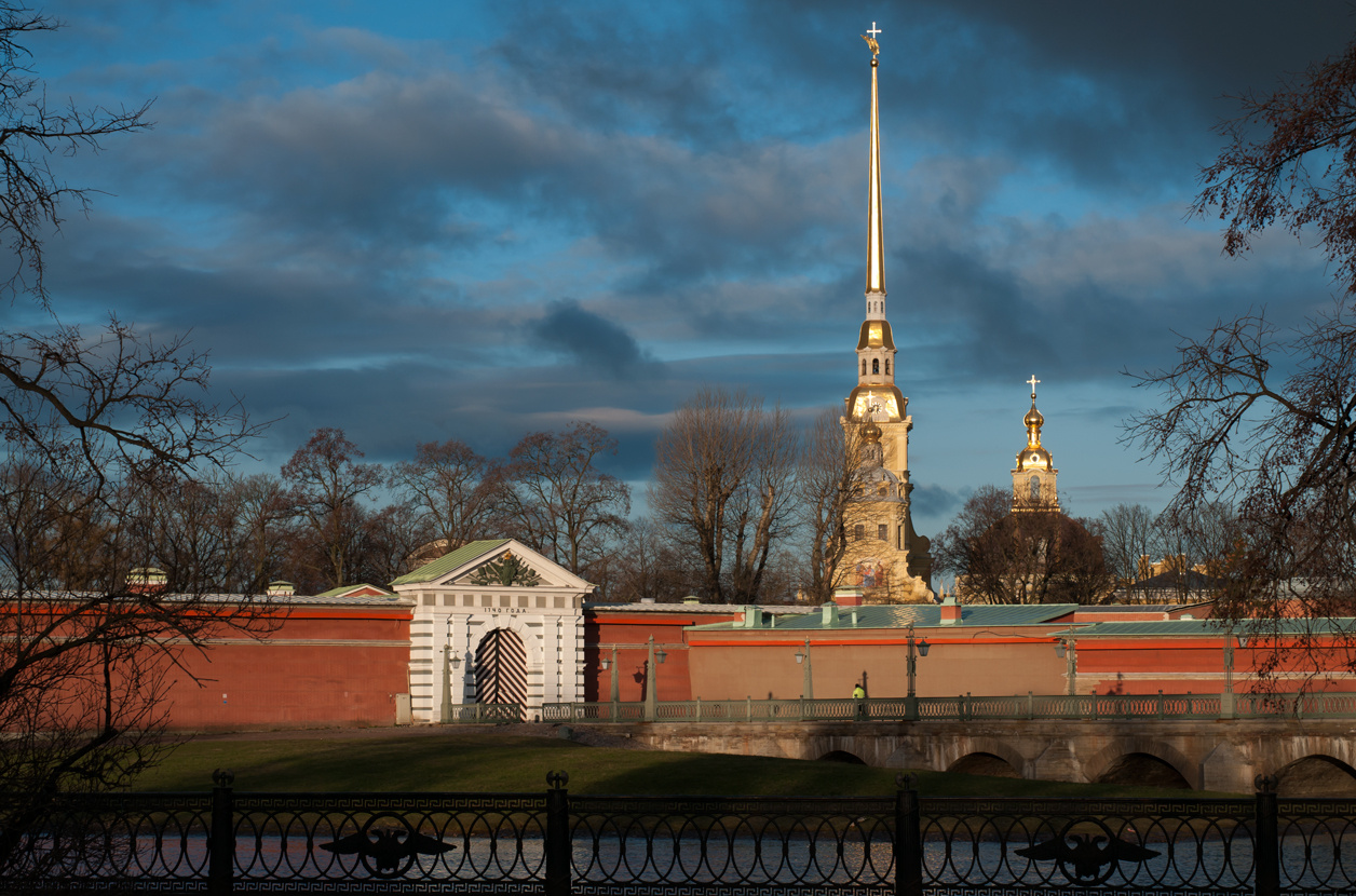 Облачно с прояснениями (2) Petersburg