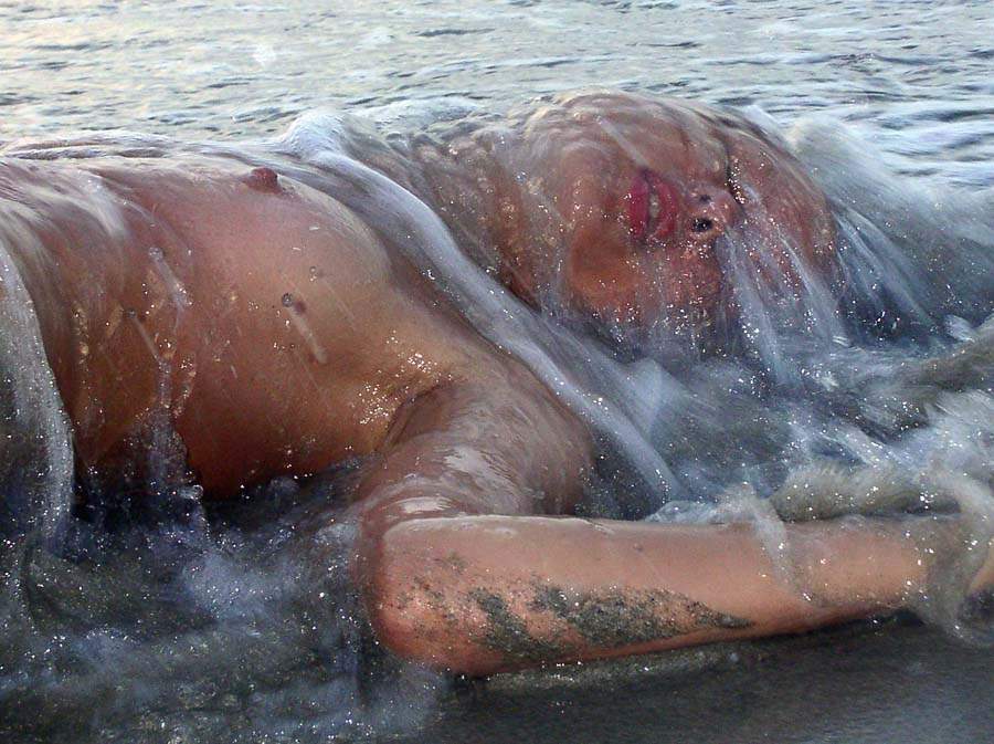 В ОБЪЯТЬЯХ МОРЯ море