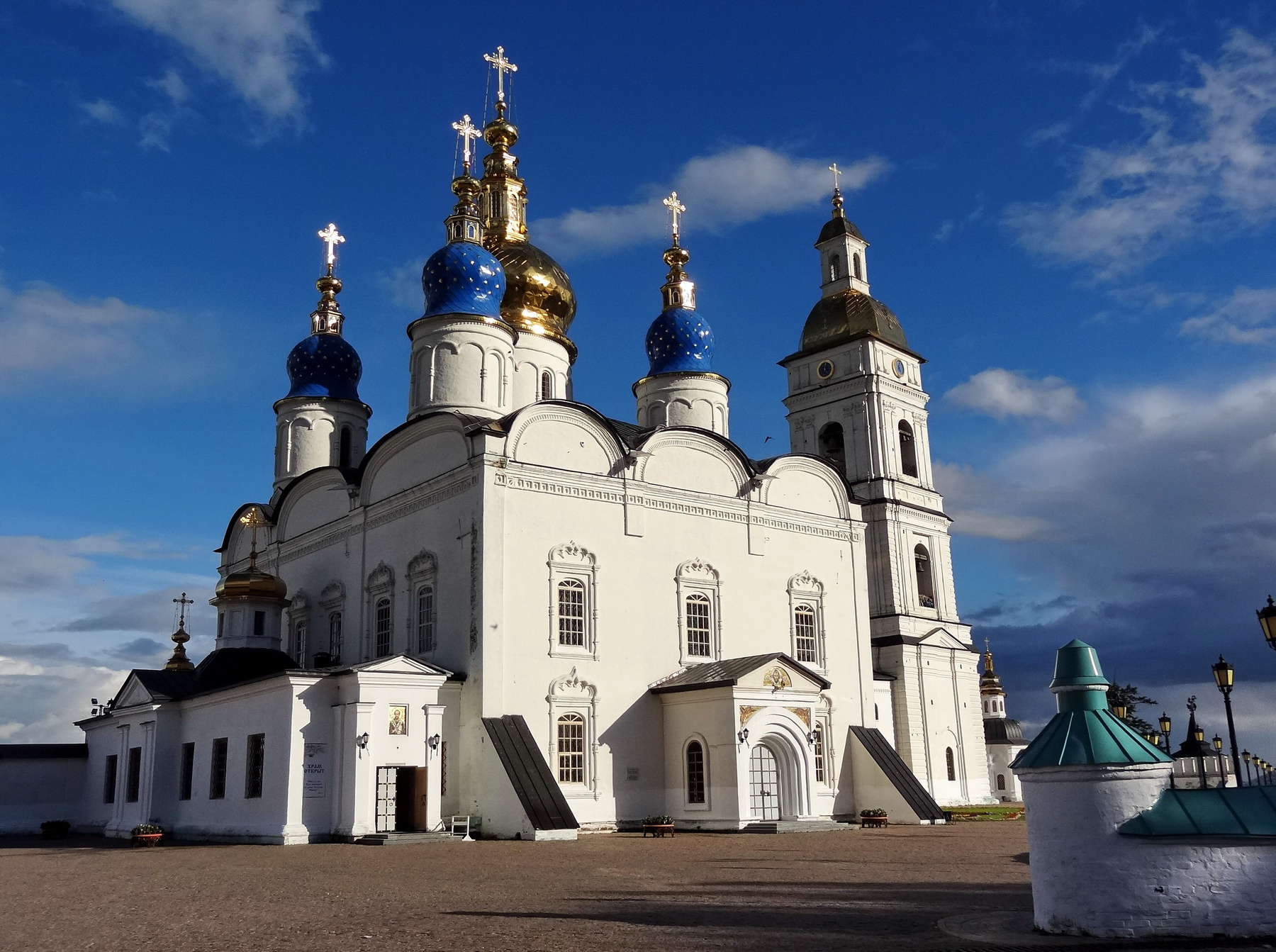 Софийско-Успенский собор архитектура и интерьер Тобольск Софийско-Успенский собор