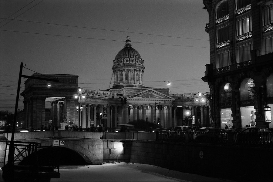 Kazan Cathedral, St. Petersburg питер петербург казанский собор пленка чб