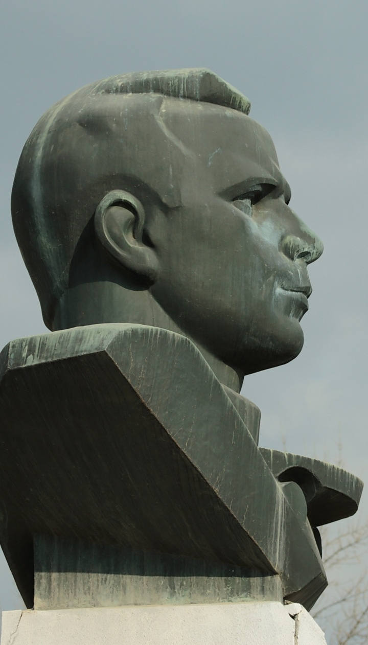 Памятник Гагарину 