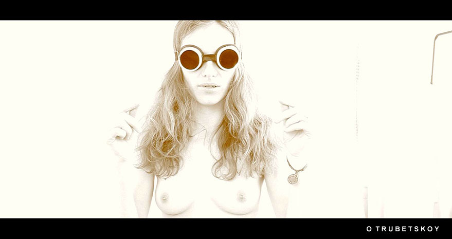 SUN glass   2 SUN glass