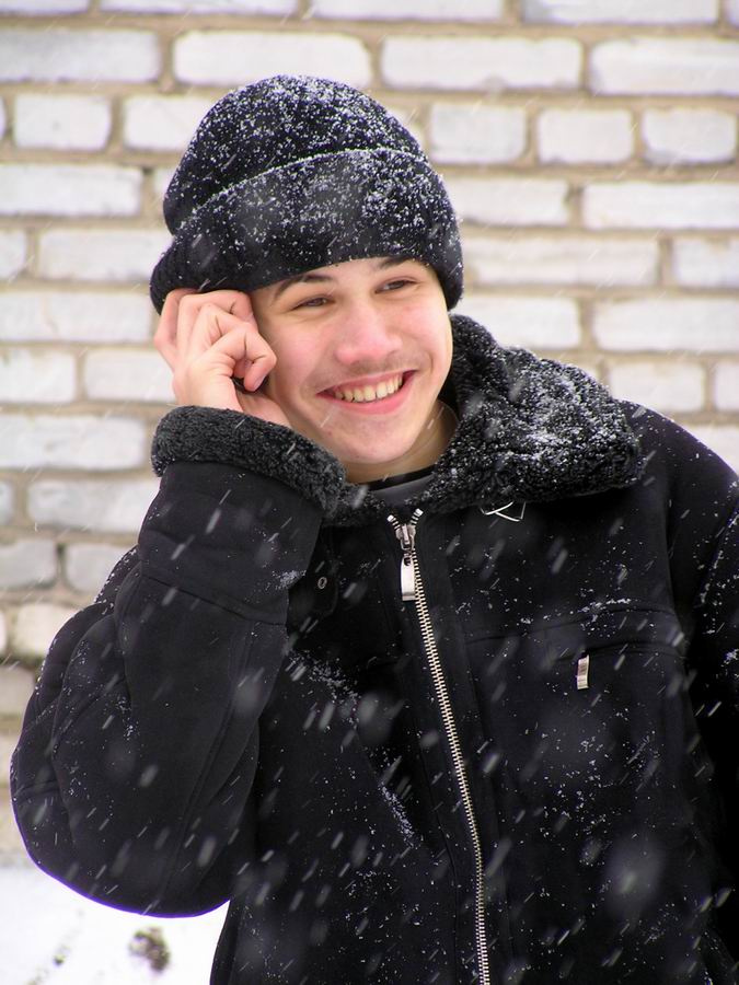 Что такое счастье? счастье юноша улыбка портрет