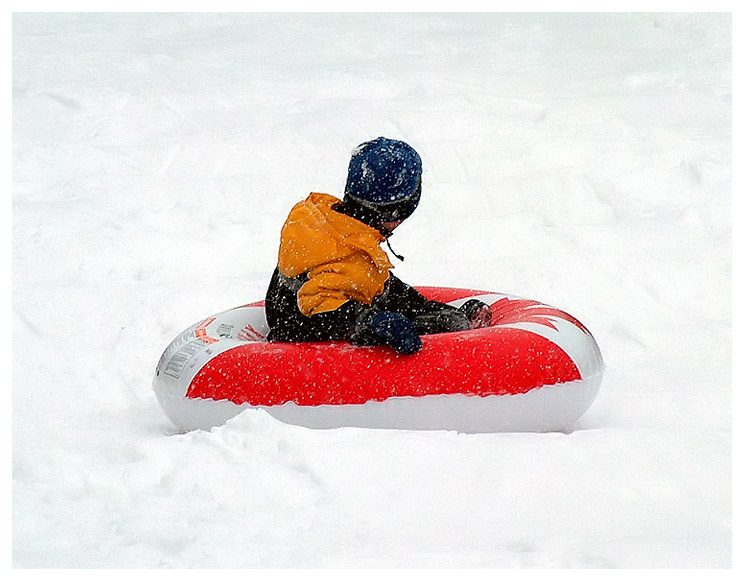 Закрытие зимнего сезона snow tube inner tubing