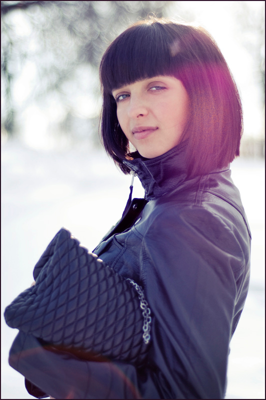Proud girl Гордая Зина
