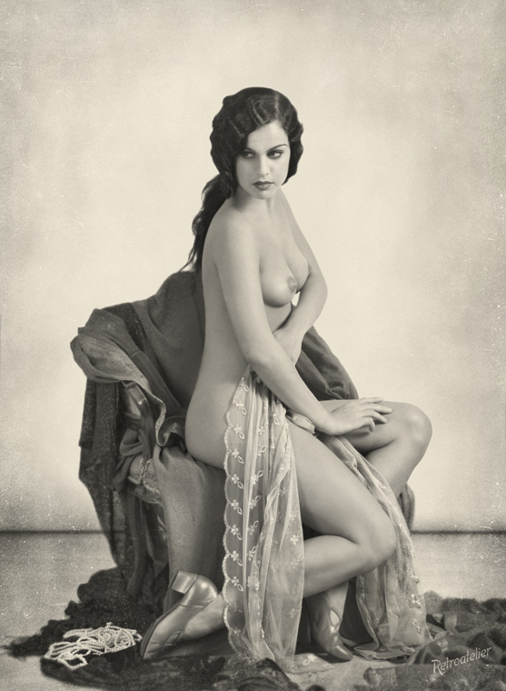 Retro Nude 
