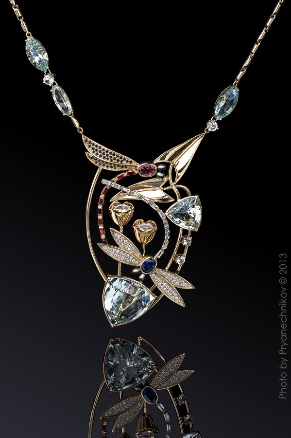 Jewellery Photography. Фото Ювелирных изделий с бриллиантами и драгоценными камнями. Ювелирный постер. Diamond Jewelry.  ARGENTOV Pryanechnikov Прянечников топазы сапфиры рубины жемчуг Бриллианты 