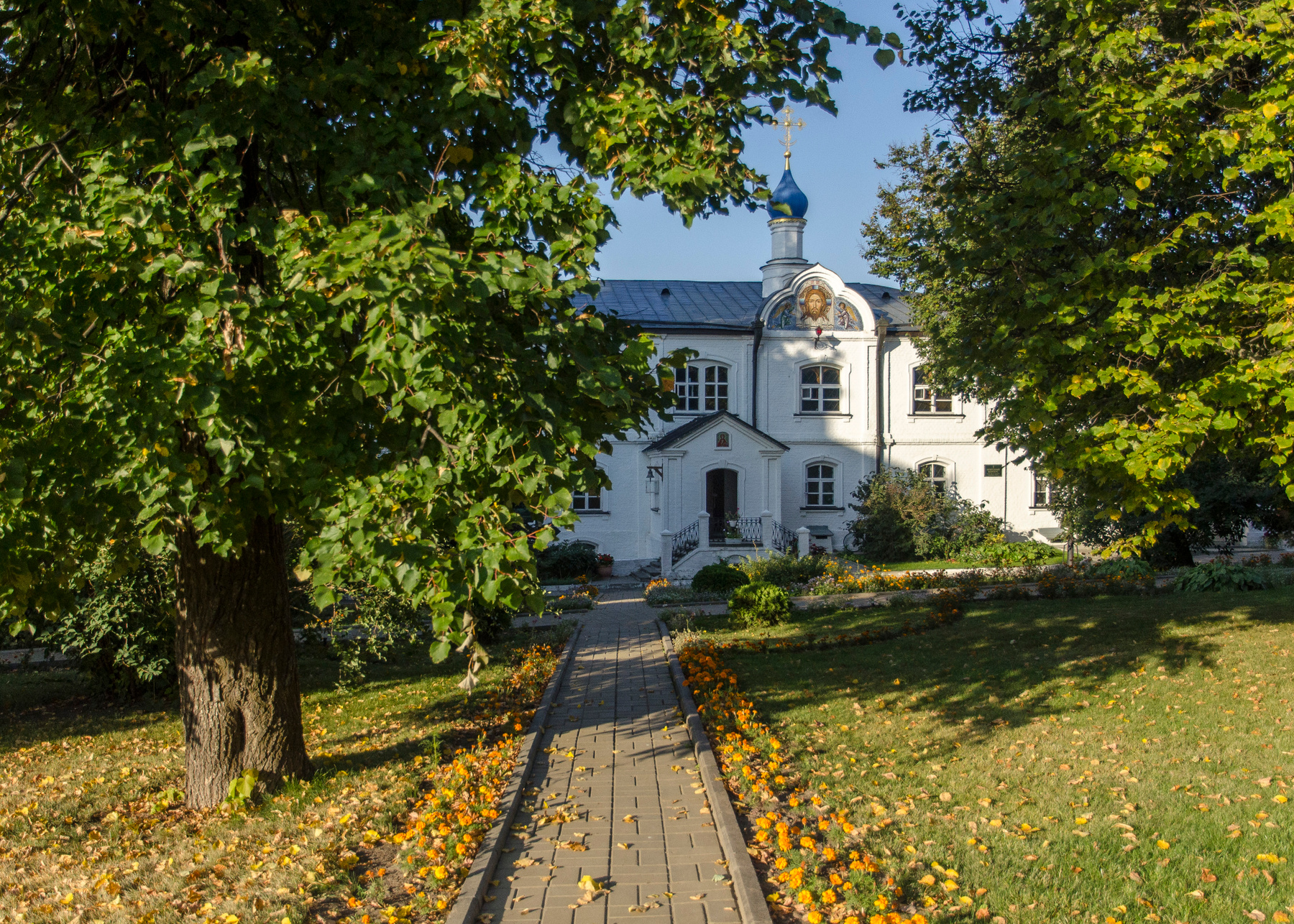 Осень в Иоанно-Богословском монастыре, что под Рязанью осень Иоанно-Богословский монастырь