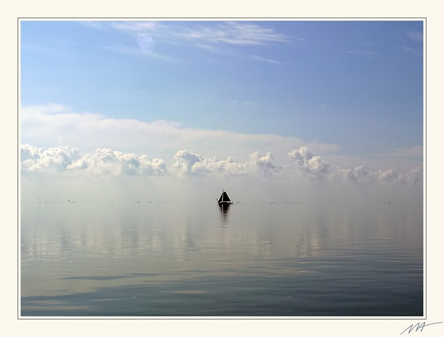 Между небом и землей море, штиль, парусник, Waddenzee, Nederland, Нидерланды