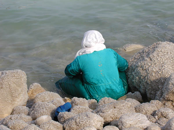 купальщица мёртвое море, друзская женщина