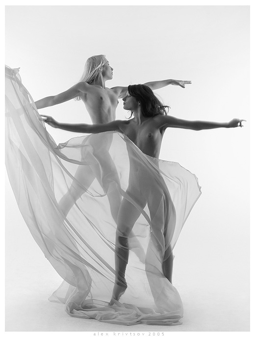 The dancers. air dance nude dancers девушки