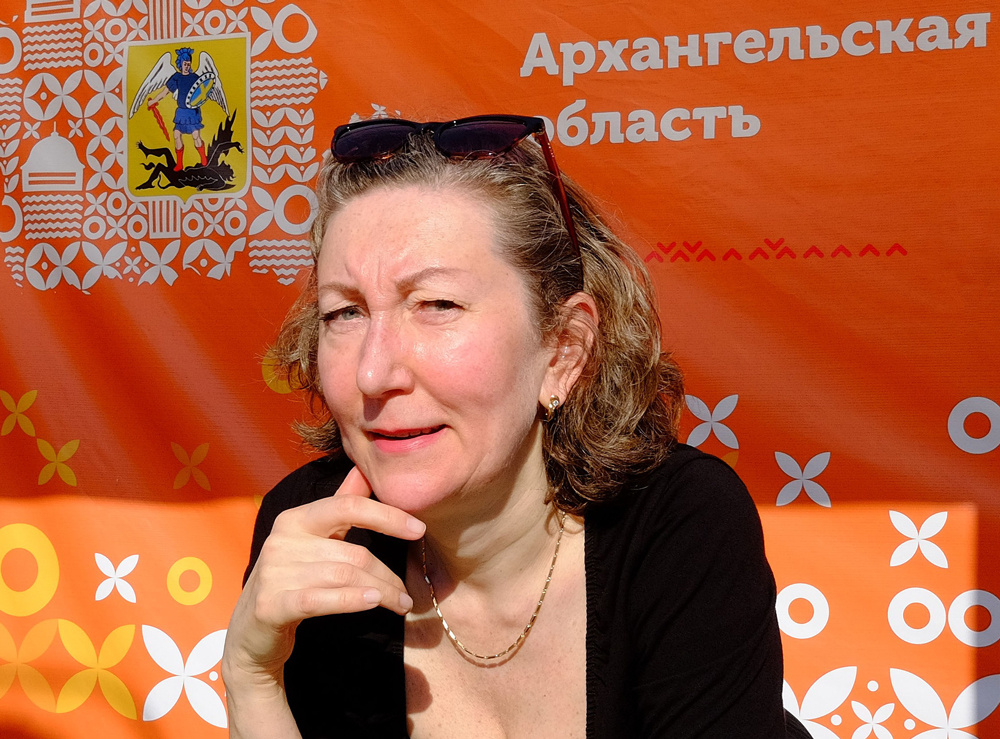 Продавец на Маргаритинской ярмарке 