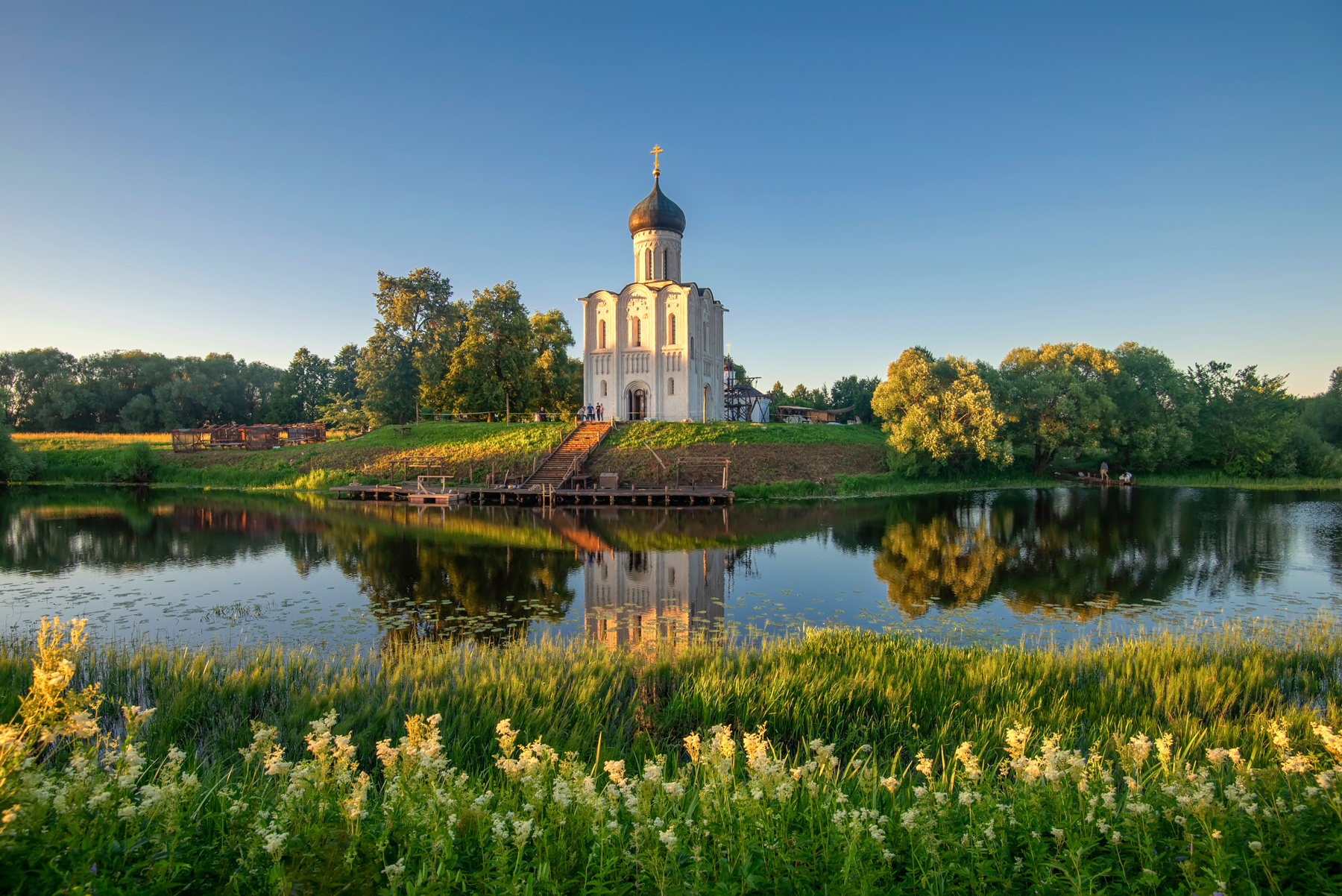 Церковь Покрова на Нерли (1165г.) 