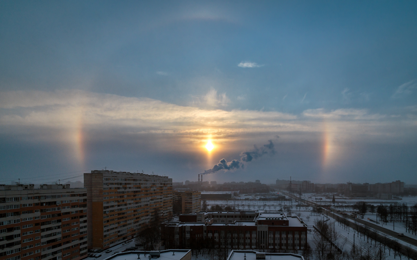 Гало над городом... город зима гало