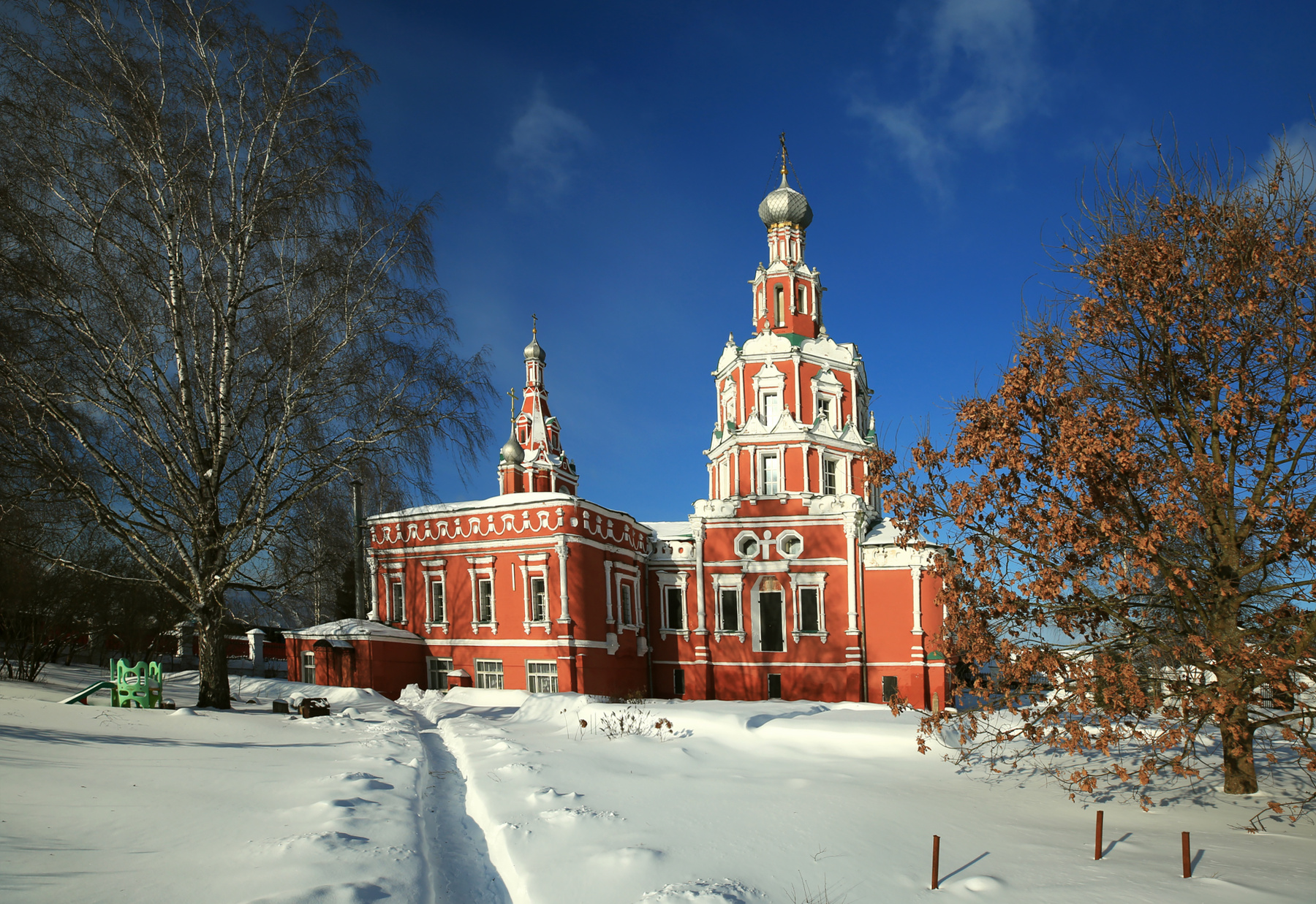 Морозный вечер Подмосковье