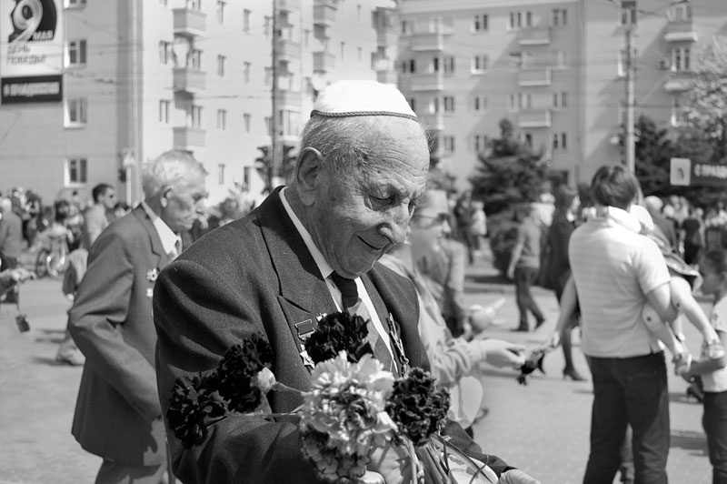 Минута тишины ветеран, 9 мая, парад