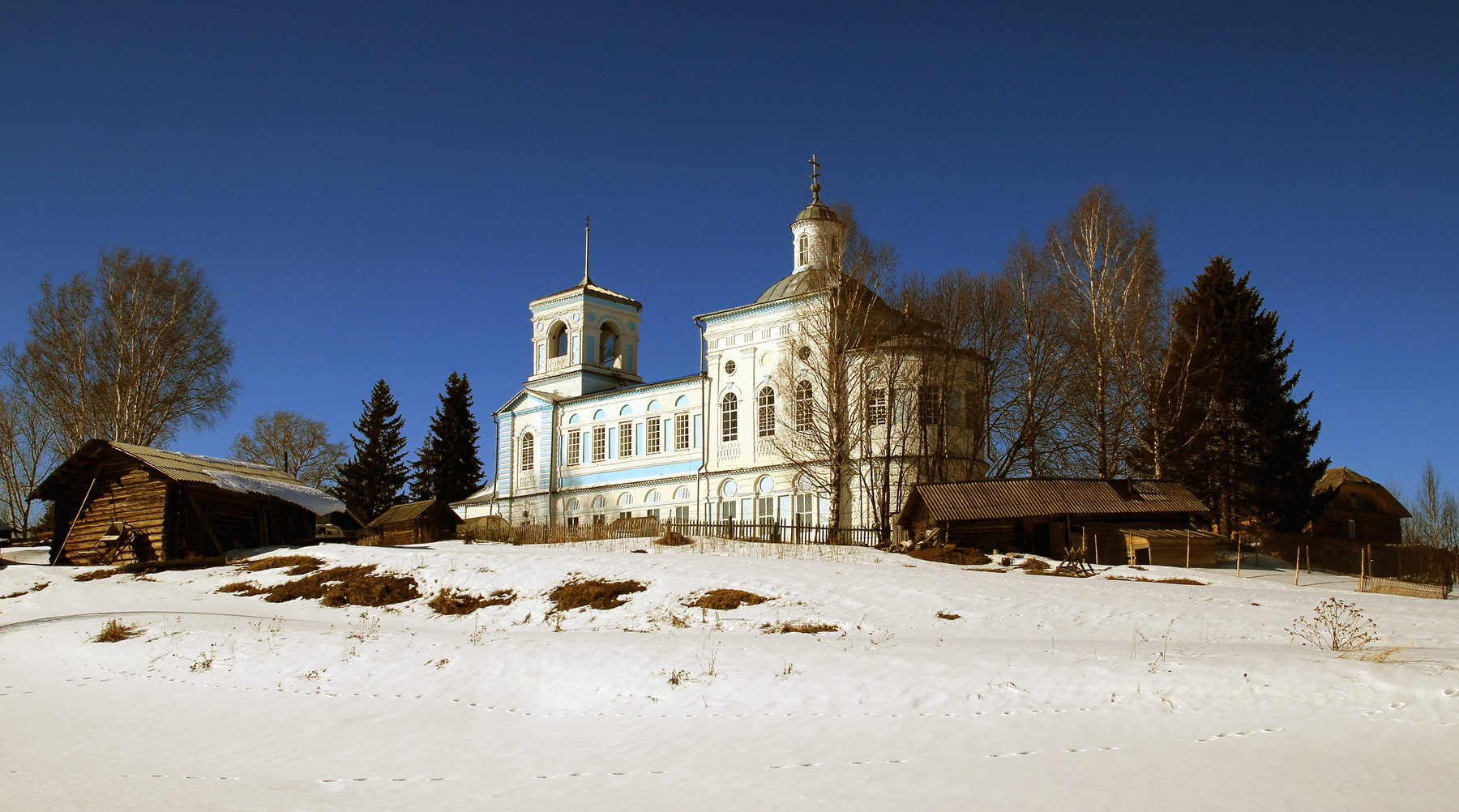 Сельская церковь 