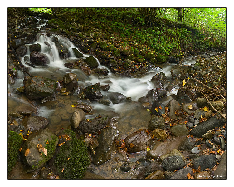 *** вода, река, камни, горы